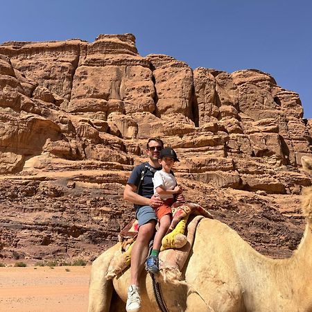 Wadi Rum Sky Camp Buitenkant foto