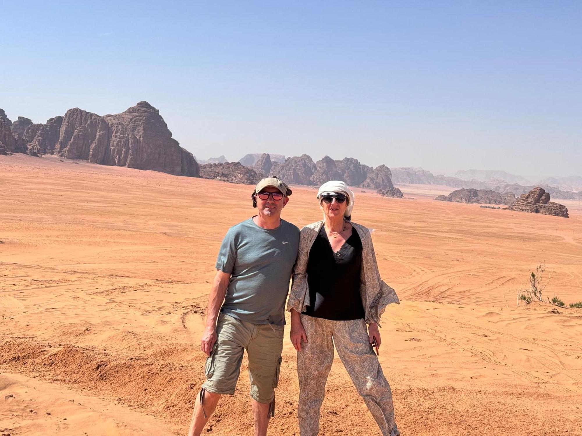 Wadi Rum Sky Camp Buitenkant foto
