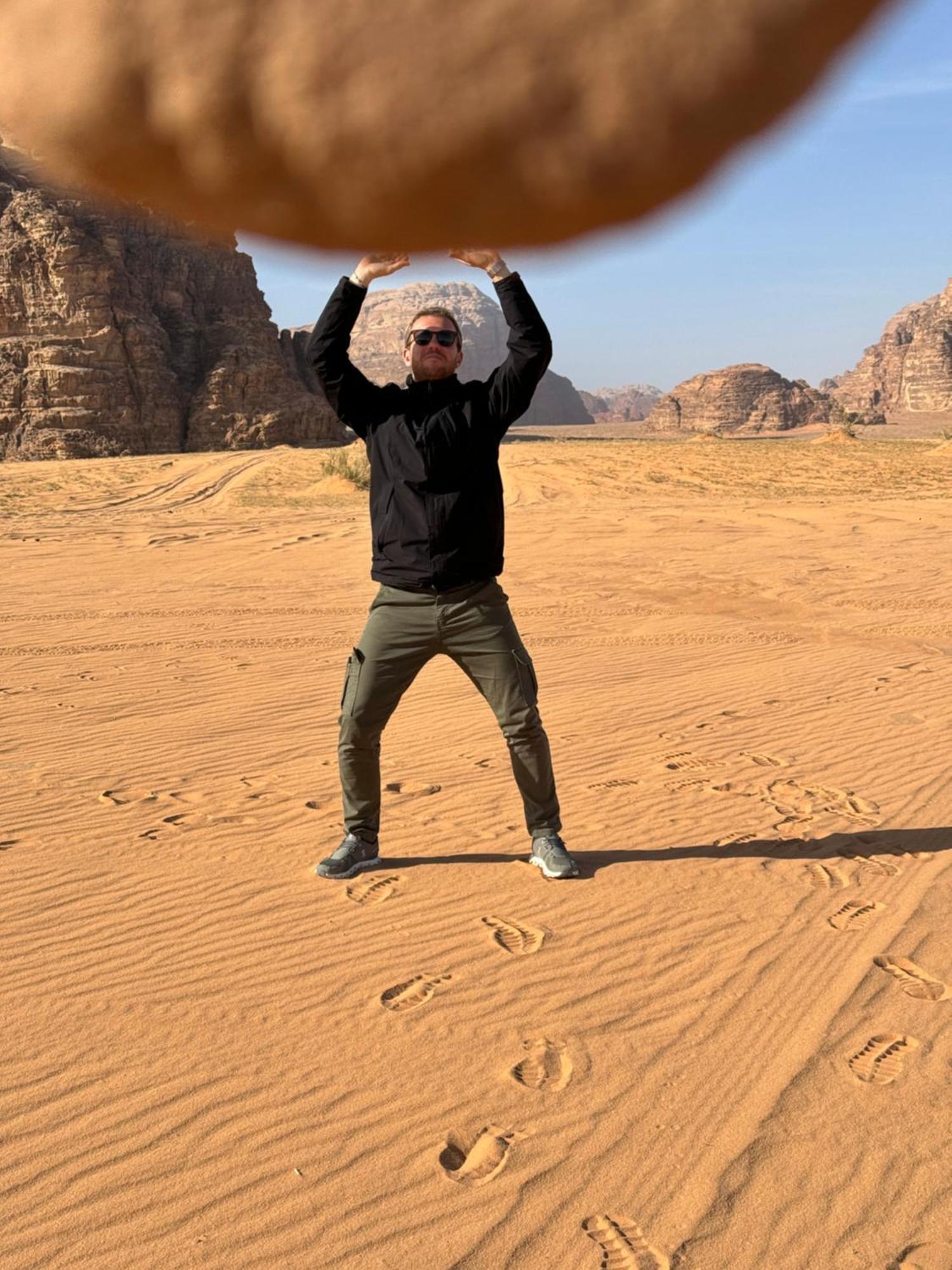 Wadi Rum Sky Camp Buitenkant foto